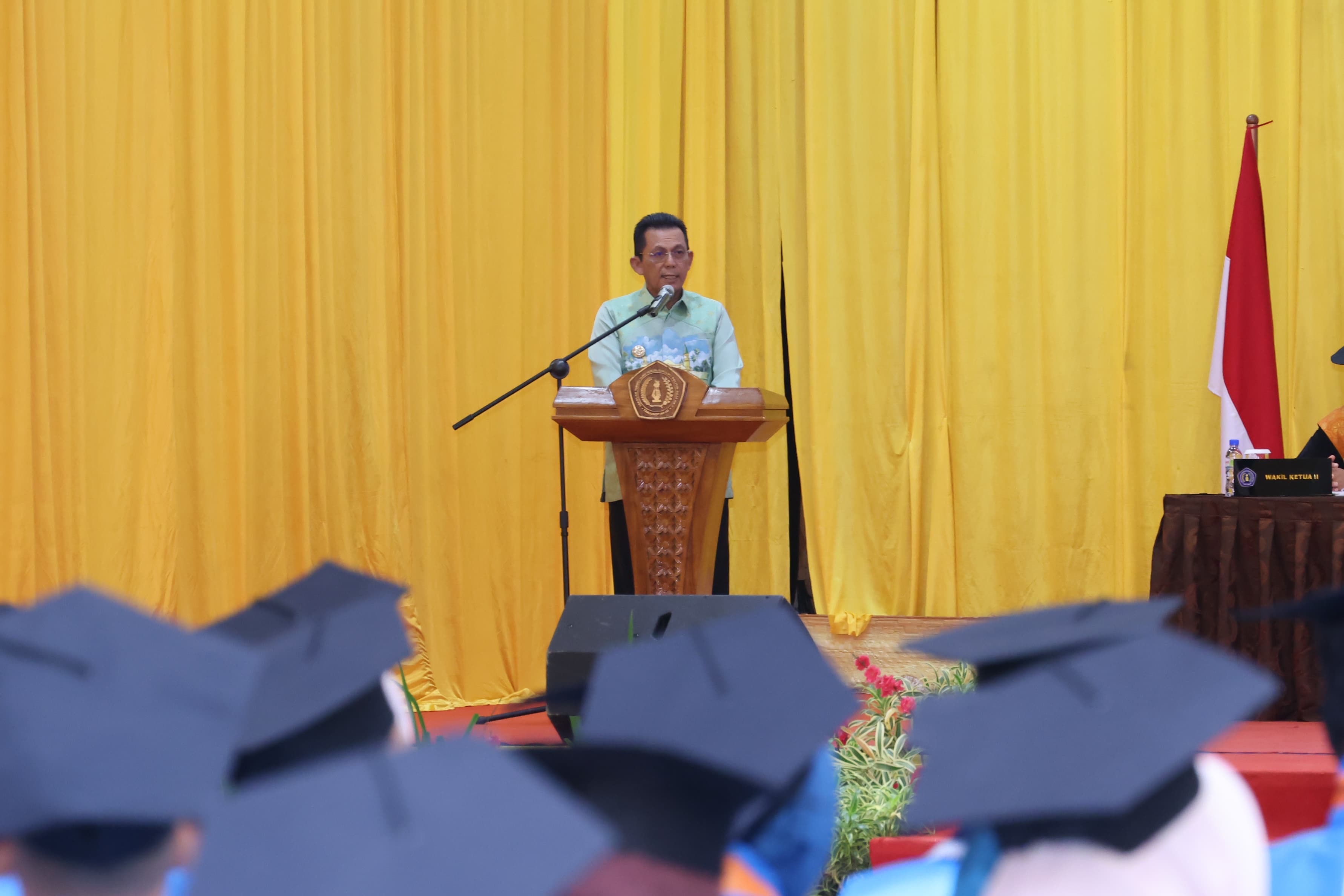 Hadiri Wisuda STISIPOL Raja Haji, Gubernur Ansar Tekankan Pentingnya SDM Adaptif