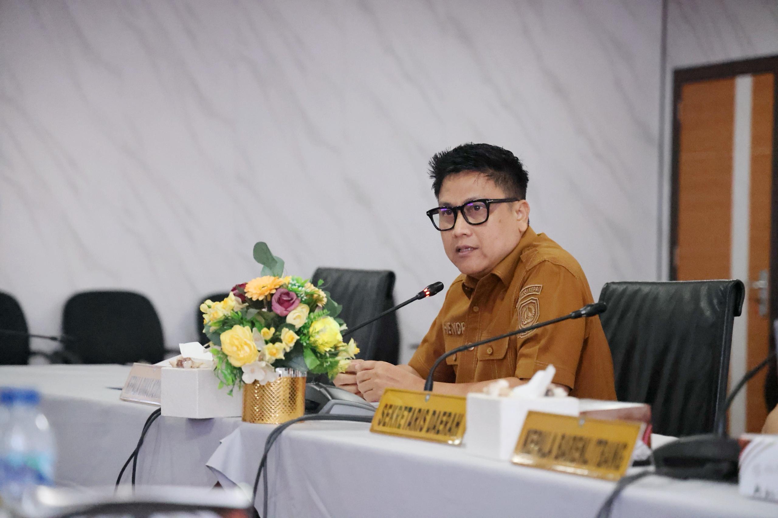 Pj Sekdaprov Luki Dorong Kolaborasi Digital Terintegrasi pada Rakor Diskominfo Se-Kepri