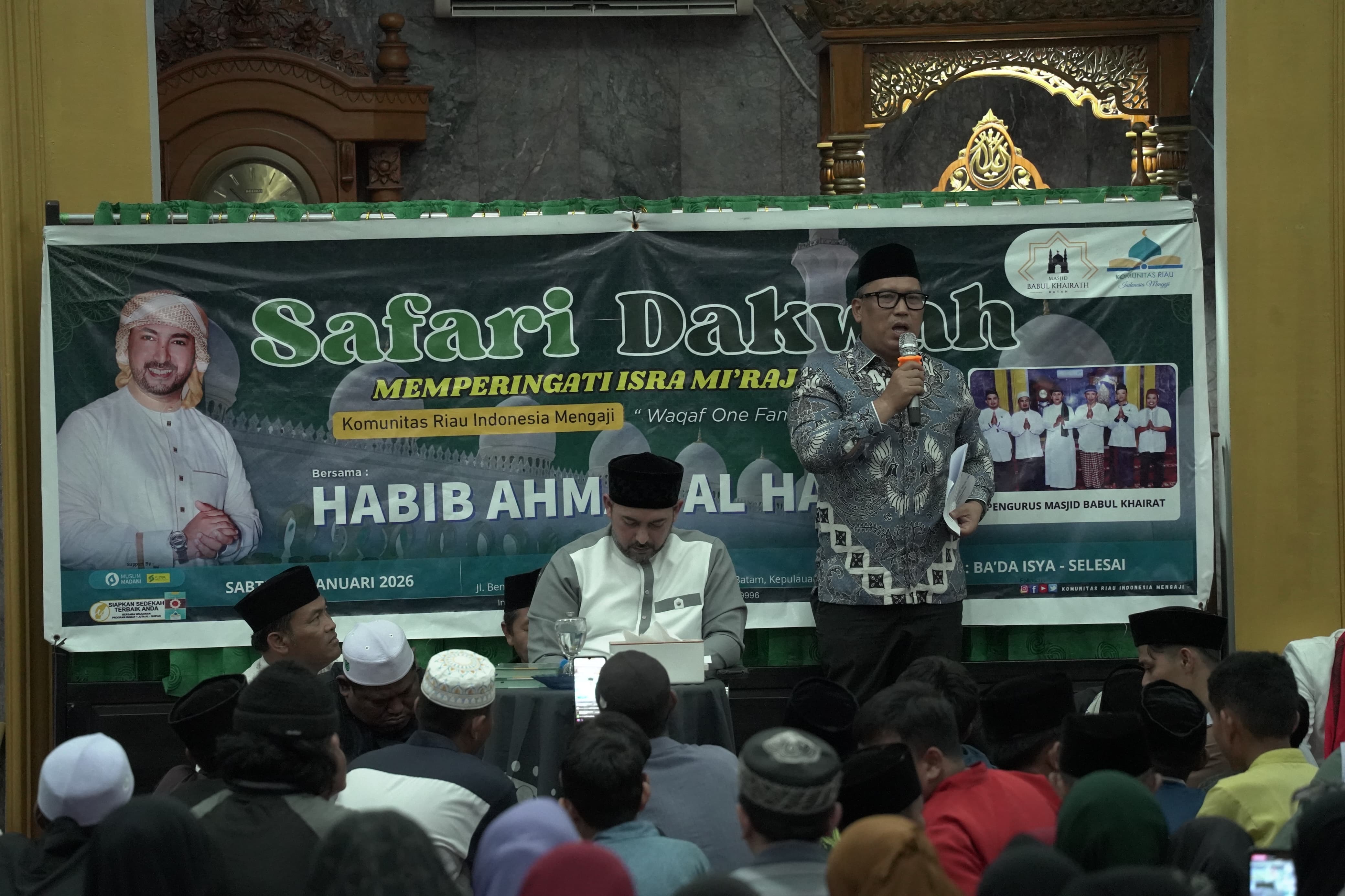 Wagub Nyanyang Peringati Isra Mi'raj di Masjid Babul Khairat Bengkong Indah Batam
