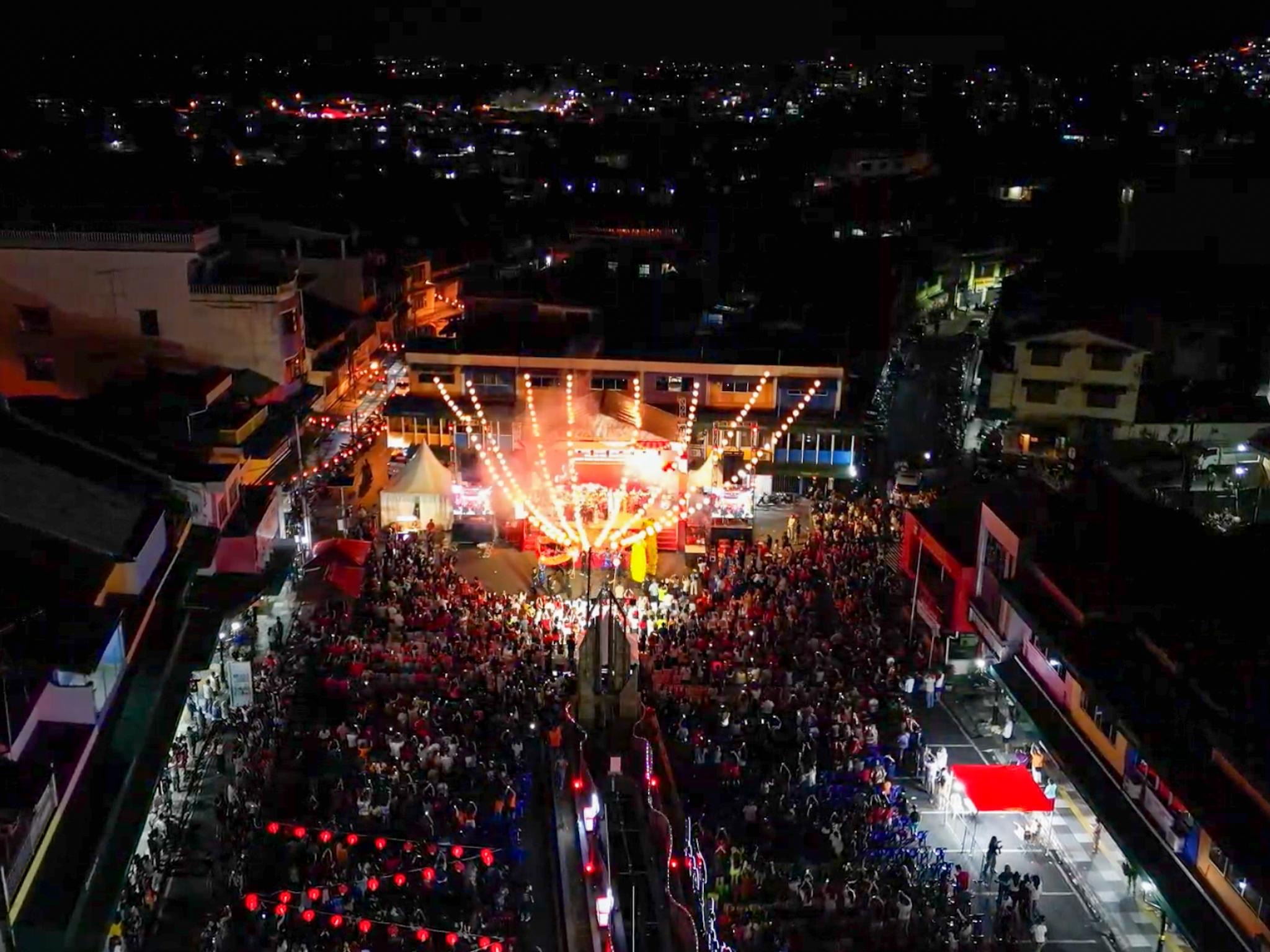 Gubernur Ansar Hadiri Malam Penyambutan Imlek Kuda Api 2577/2026 Bersama Ribuan Warga di Kota Tua Tanjungpinang