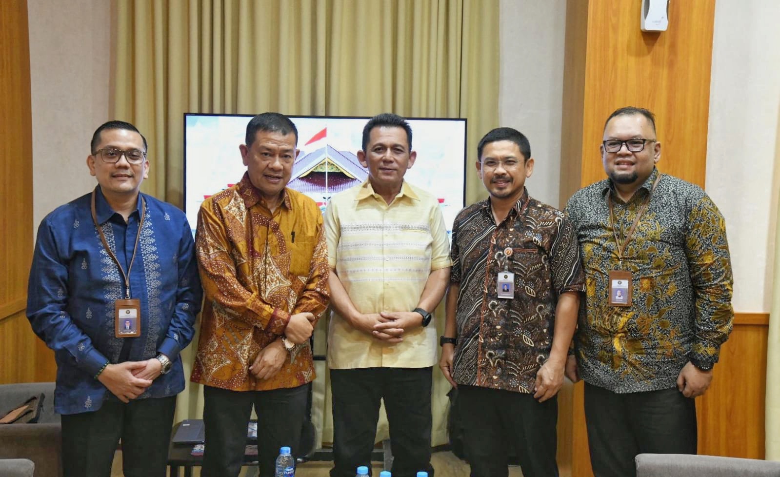 Gubernur Ansar Bertemu Wantimpres, Paparkan Progres Perkembangan Jembatan Batam - Bintan