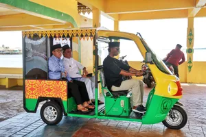 Gubernur Ansar Ajak Mendiktisaintek Kunjungi Pulau Penyengat, Tempat Lahirnya Bahasa Indonesia