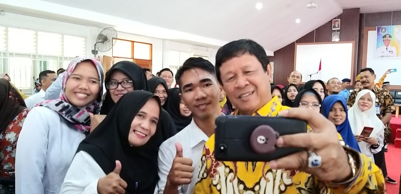 Guru Honor Kepri Dapat THR dan Naik Gaji