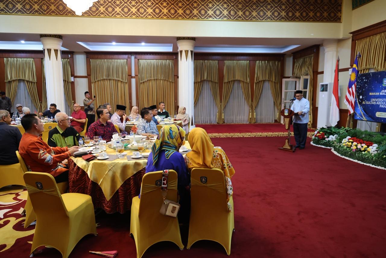 Akademisi Universiti Al-Quran Al-Sultan Abdullah Ahmad Shah Pahang (UNIQSAAS) Terkesima Manuskrip Pulau Penyengat