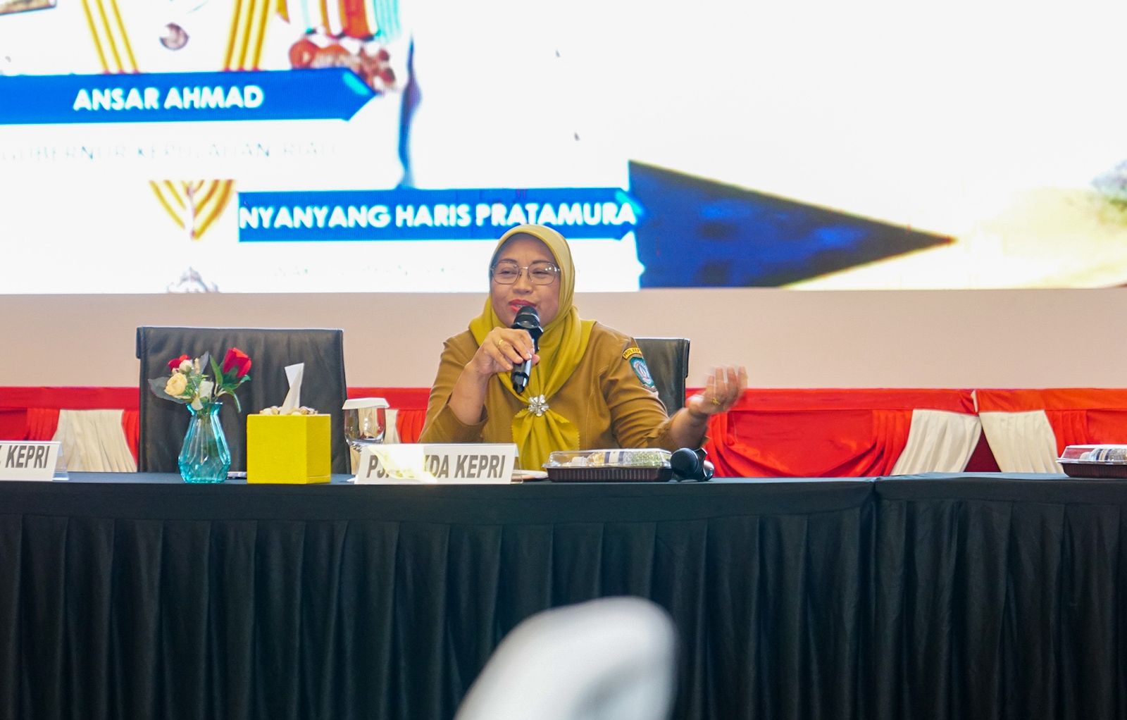 Pj Sekda Luki Buka Rapat Asistensi Pemahaman Perhitungan PPh 21