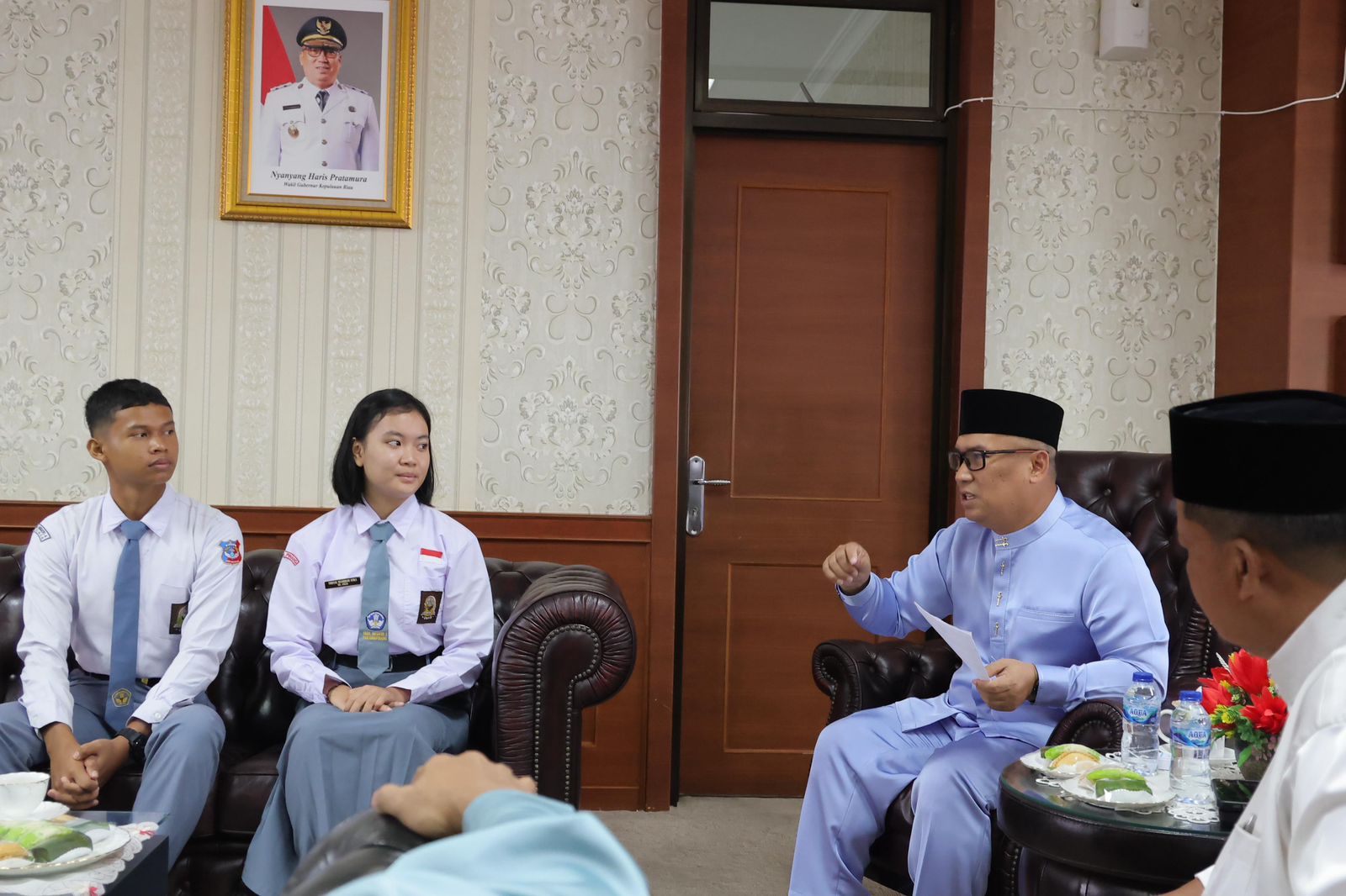 Wakil Gubernur Kepri Lepas Dua Putra-Putri Terbaik Kepri Mewakili Paskibraka Nasional 2025