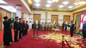 Gubernur Ansar Rotasi dan Mutasi 4 Pejabat Pimpinan Tinggi Pratama