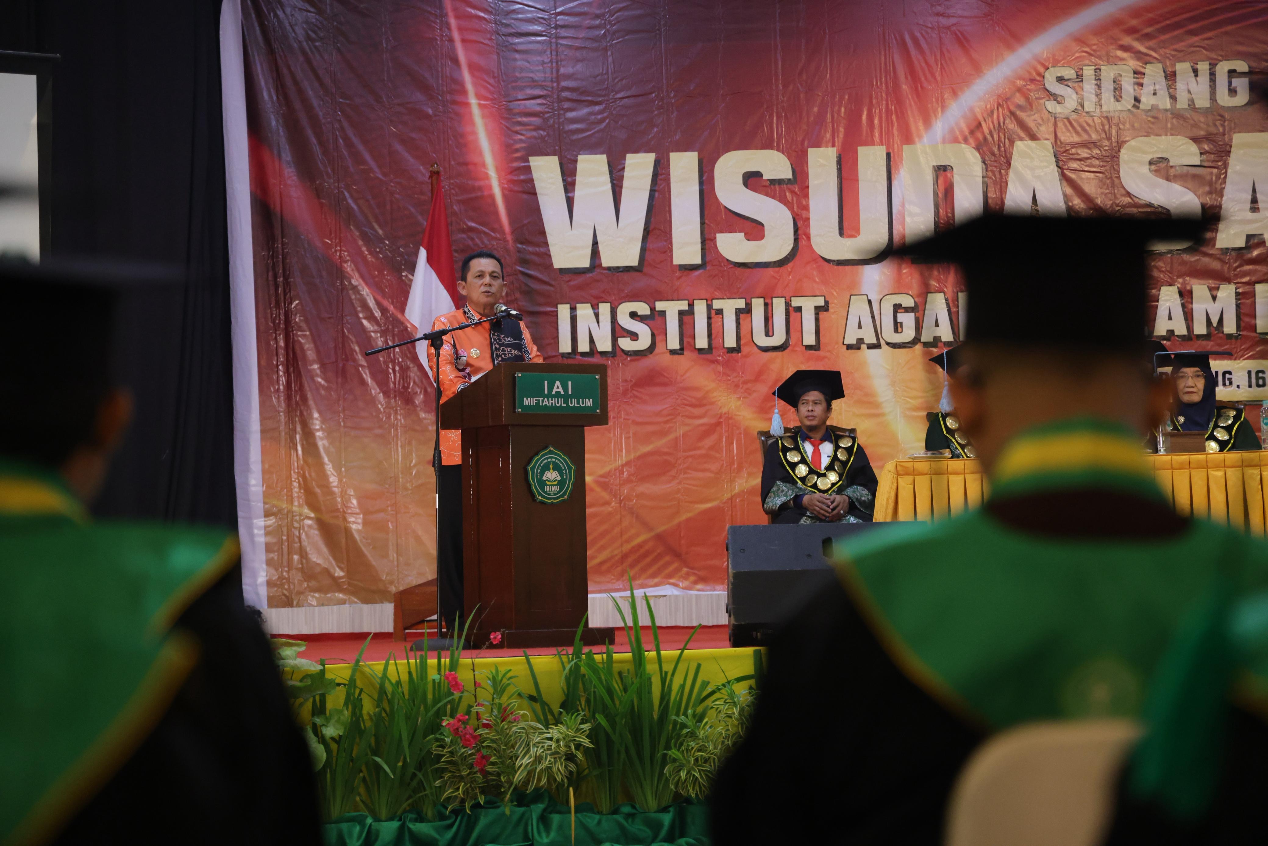 Gubernur Ansar Ahmad Tekankan Peran SDM di Era Society 5.0 pada Wisuda ke-XXV IAI Miftahul Ulum Tanjungpinang
