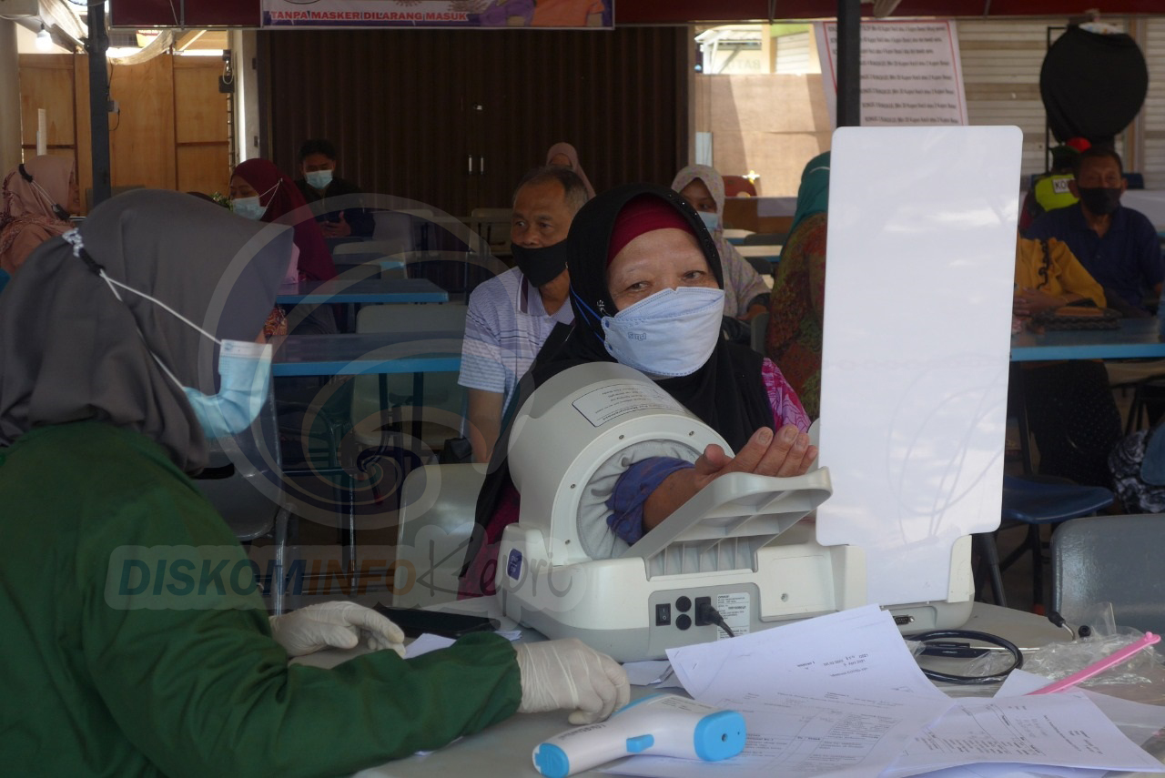 Gesa Vaksinasi Terhadap Lansia Satgas Buka Tiga Posko di Tanjungpinang