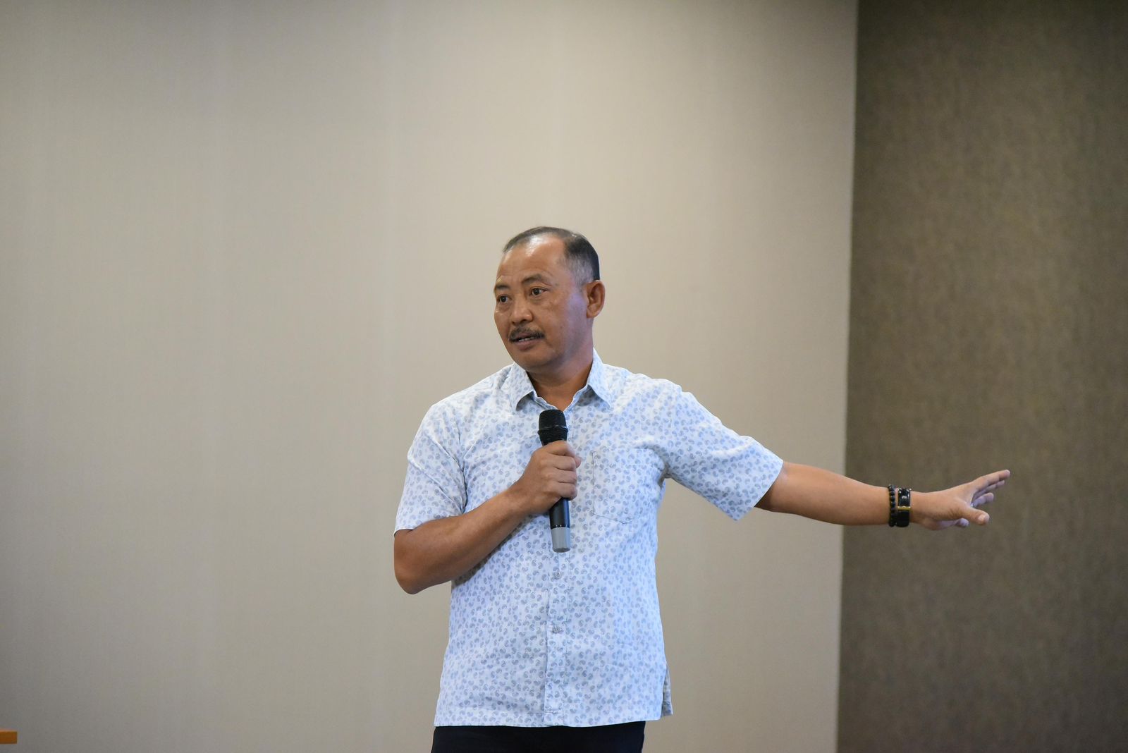 Hadiri Diskusi PKN Tingkat I Angkatan LXII, Sekdaprov: "Birokrasi Adaptif Meningkatkan Kualitas Pelayanan Publik"