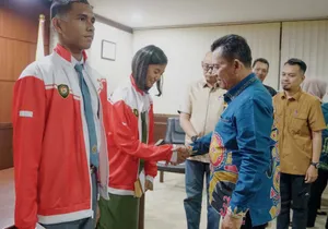Gubernur Ansar Lepas Dua Paskibraka Nasional Utusan Kepri