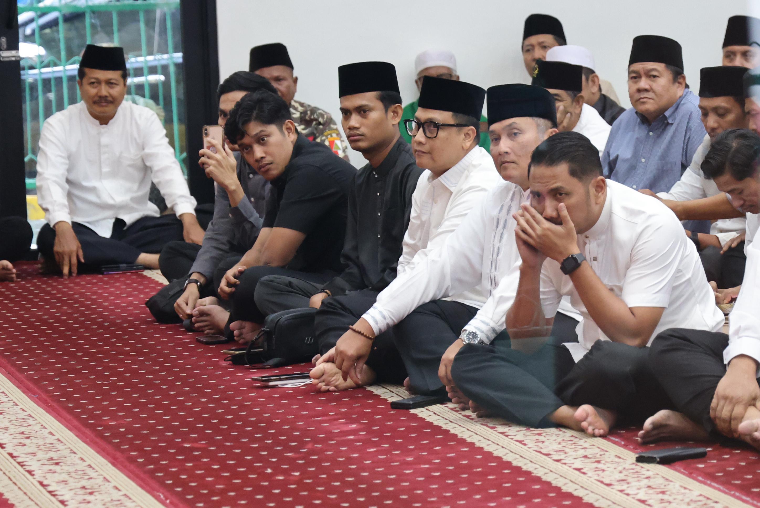Gubernur Ansar dan Wagub Nyanyang Safari Ramadan di Karimun, Sampaikan Program Strategis Pemprov Kepri