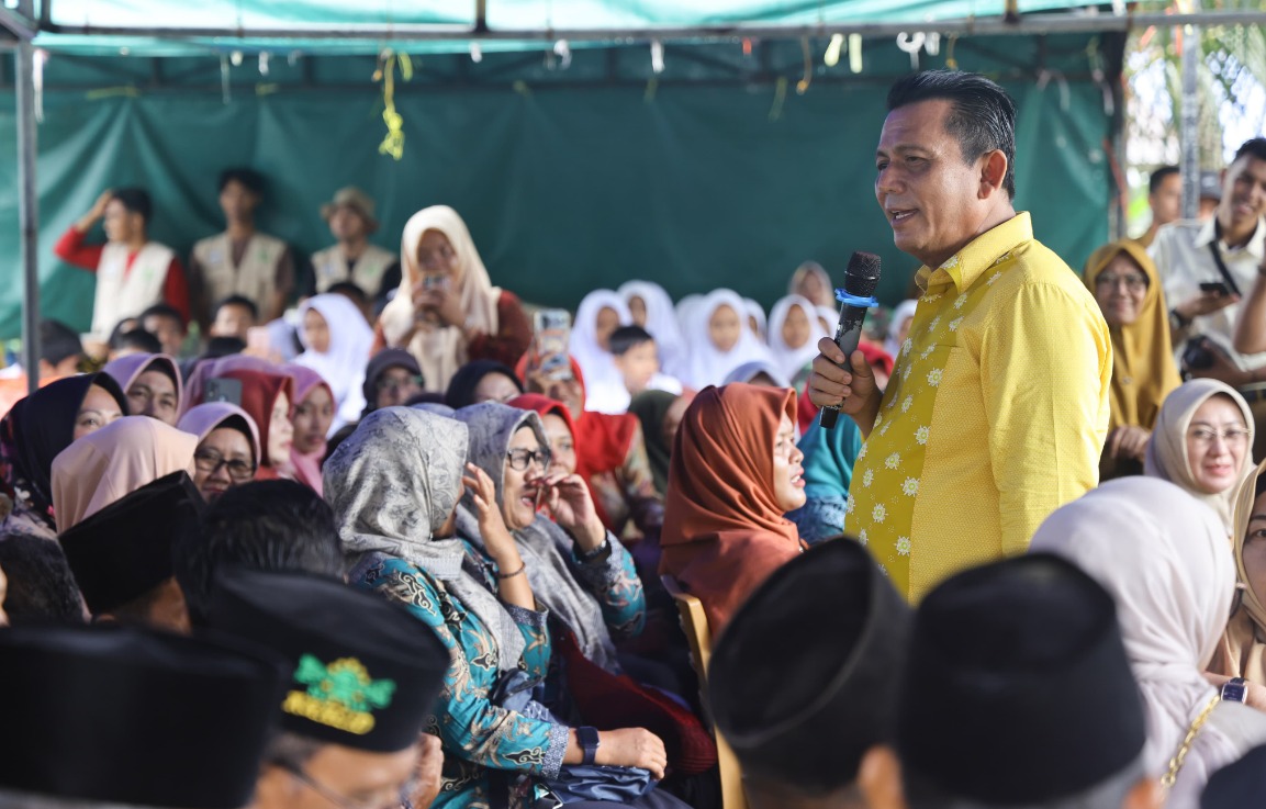 Hujan Deras Tak Halangi Gubernur Bersilaturahmi dengan Masyarakat Selat Gelam Karimun