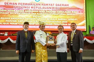 Perda Perubahan APBD Kepri Tahun 2022 Resmi Disahkan Sebesar Rp3,965 Triliun