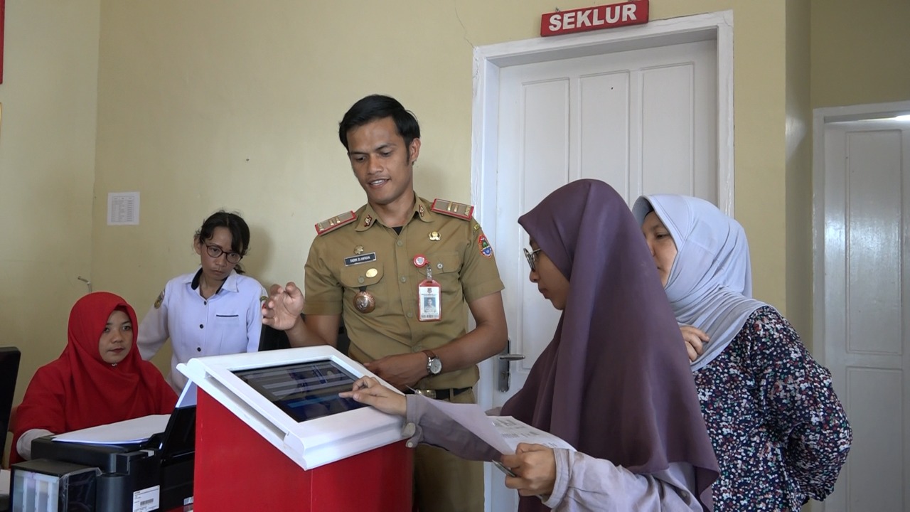 Didik Ismu, Lurah ‘Penerjang’ Terjalnya Jalan Demi Mudahkan Administrasi Warga
