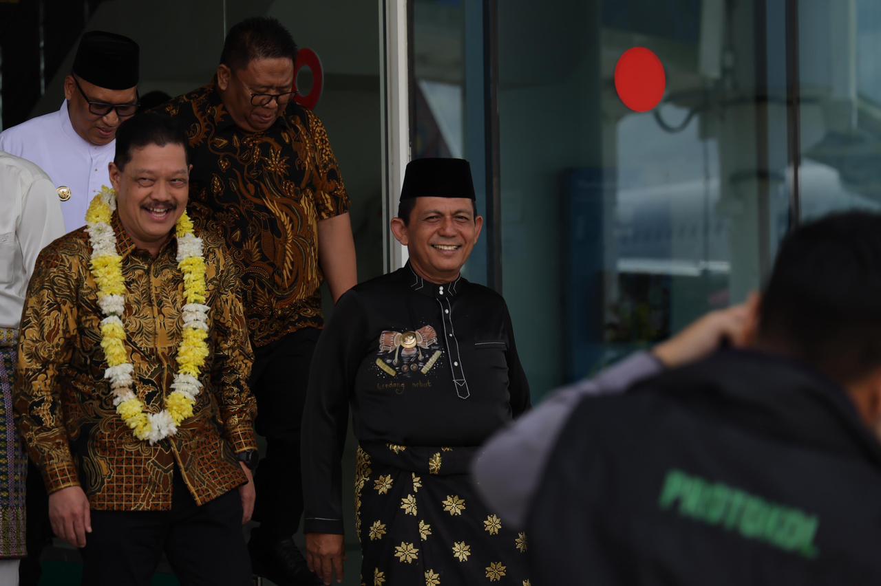 Gubernur Ansar Sambut Kajati Kepri yang Baru, Jehezkiel Devy Sudarso