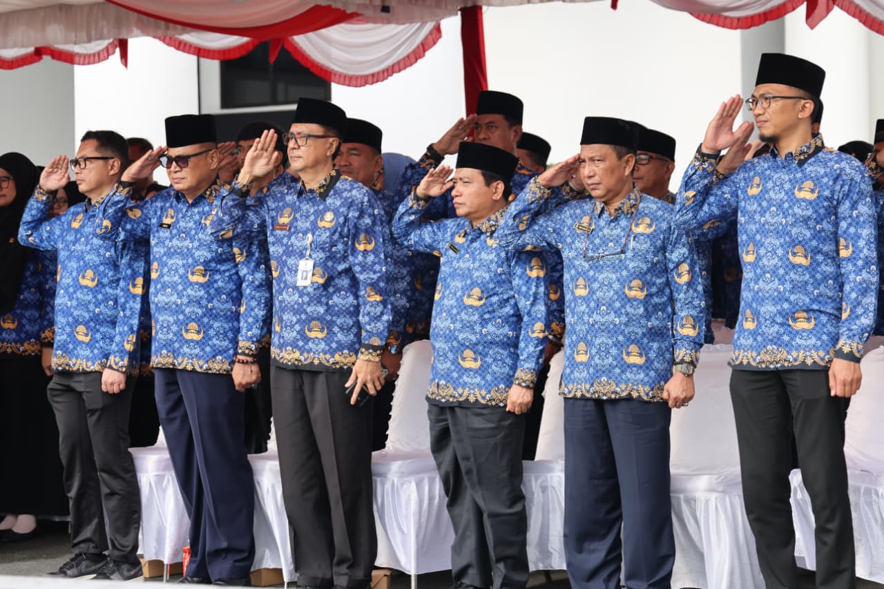 Peringati Hari Pahlawan, Pemprov Kepri Serahkan SK 1.499 PPPK Paruh Waktu