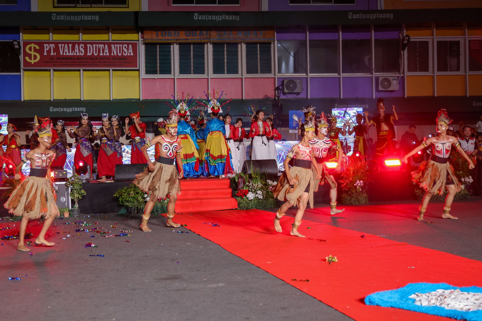 Malam Puncak Kemilau Nusantara Kepri 2025 Meriah, Kota Lama Tanjungpinang Jadi Panggung Budaya Kolosal