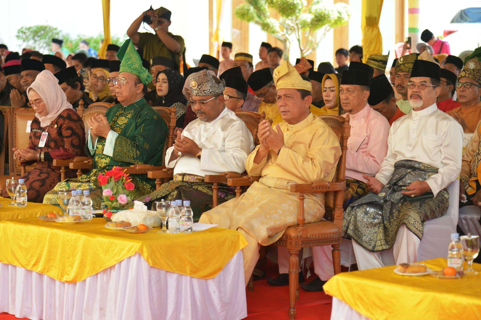 Hadiri Syukuran HUT ke-24 Karimun, Gubernur Ansar Ajak Masyarakat Maju Bersama