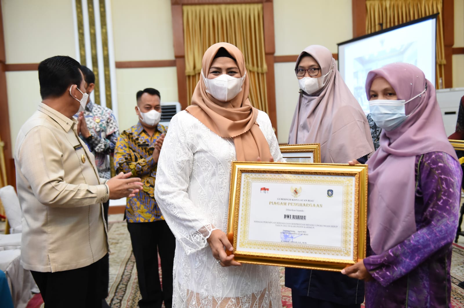 Ketua TP PKK Kepri Hadiri Peringatan Hari Kartini ke -144 se Kepri