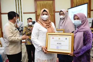 Ketua TP PKK Kepri Hadiri Peringatan Hari Kartini ke -144 se Kepri