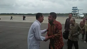 Ketua MK Kembali Dari Anambas Kepala Kesbangpol Kepri Sambut Hangat