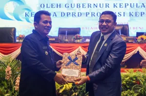 Gubernur Ansar Sampaikan LKPJ Kepala Daerah Provinsi Kepri Tahun 2023 Kepada DPRD