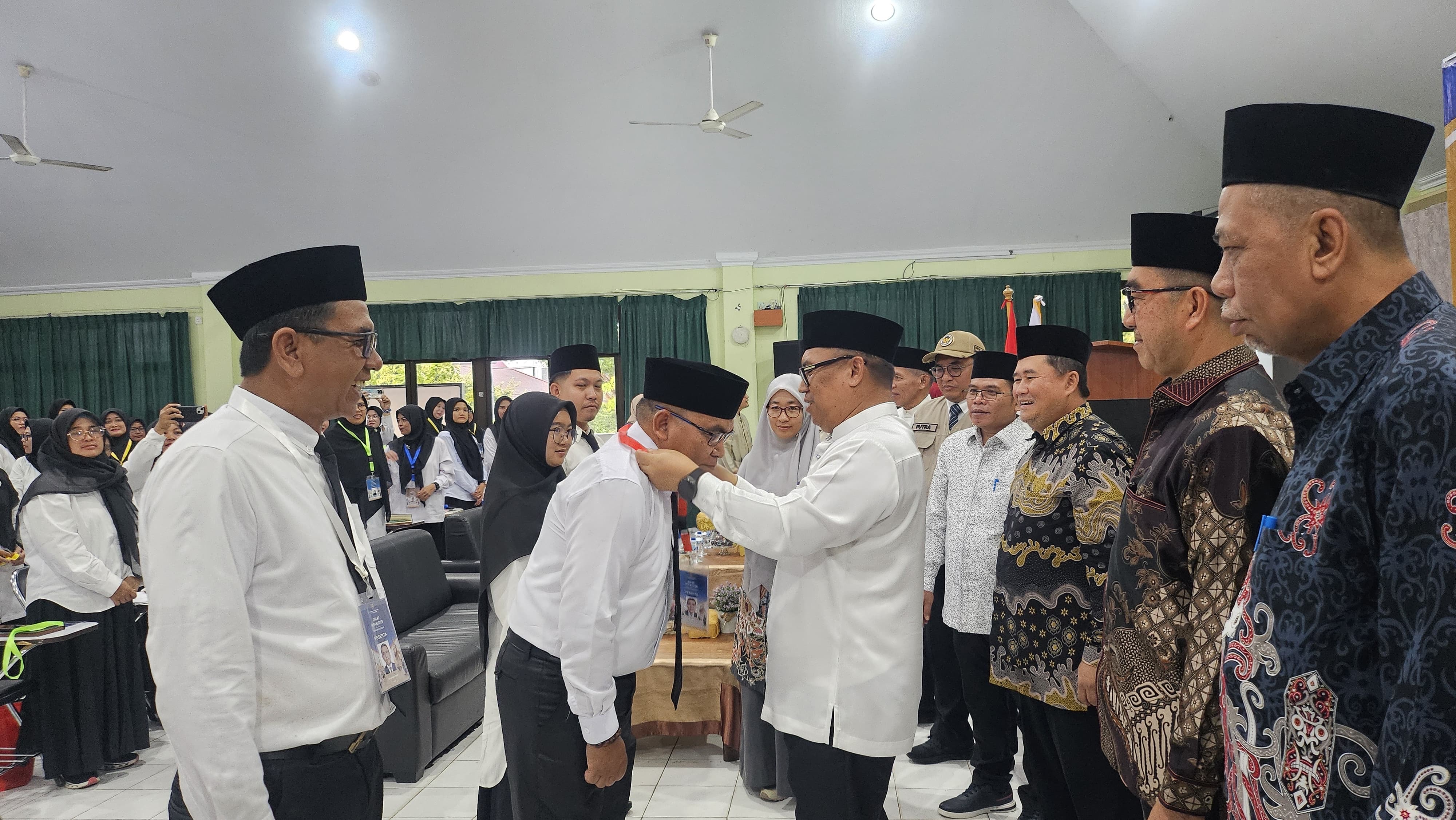 Buka Diklat PPIH 1447 H/2026 M, Wagub Nyanyang Tekankan Pelayanan dan Perlindungan Terbaik bagi Jemaah Haji
