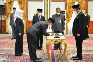 Pelantikan Pejabat JPT Pratama Kepri 2021
