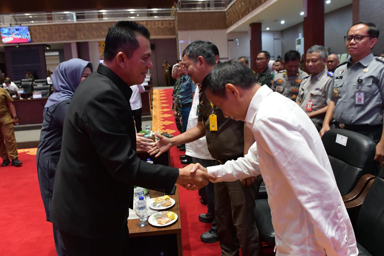 Gubernur Ansar Sampaikan KUA-PPAS APBD 2026