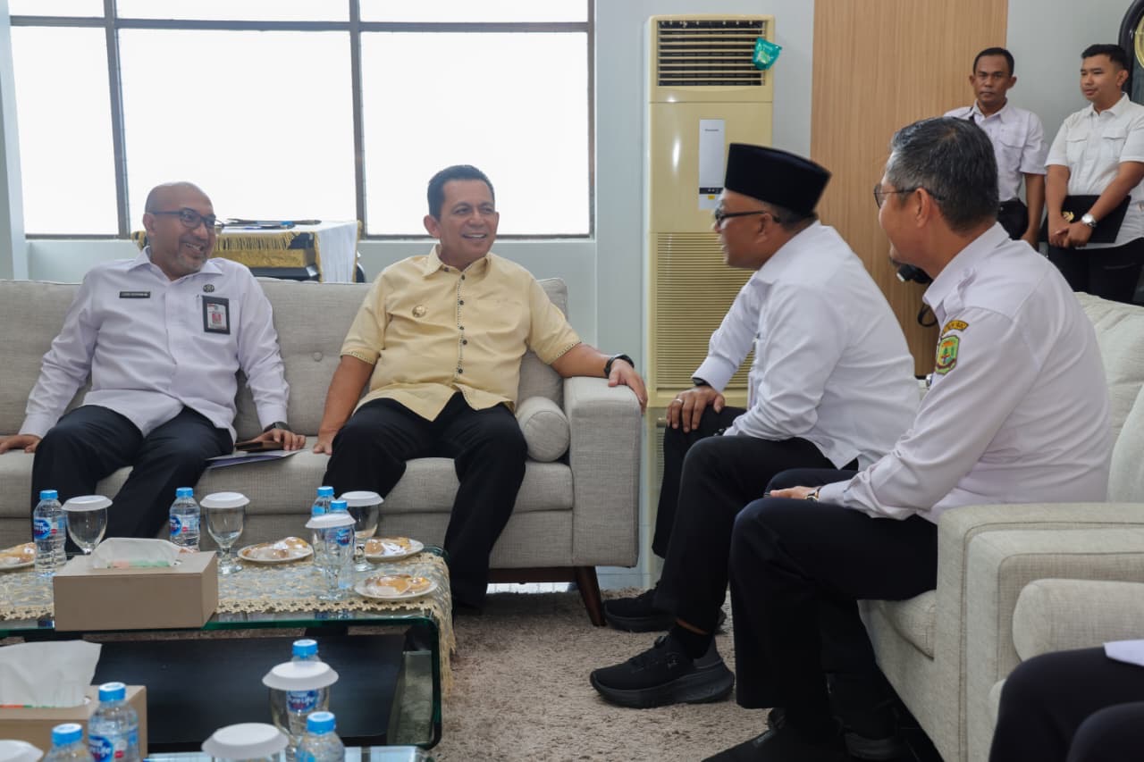 Pemprov Kepri Serahkan Hibah Aset ke Pemko Tanjungpinang