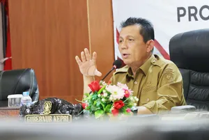 Gubernur Ansar Minta Kenaikan Tarif Pas Pelabuhan SBP Ditunda