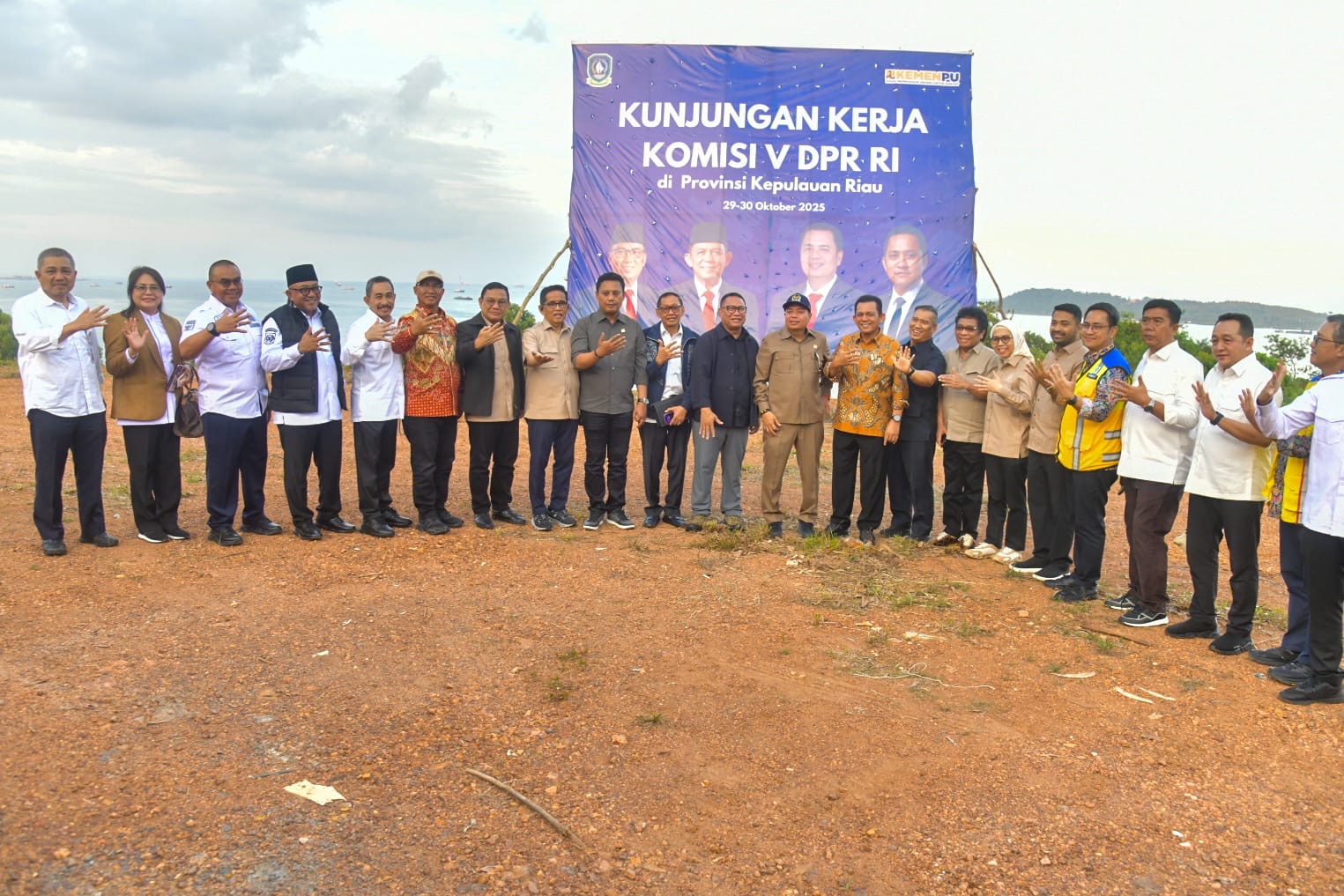 Ansar dan Nyanyang Dampingi Komisi V DPR RI Tinjau Lokasi Pembangunan Jembatan Batam–Bintan