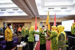 Gubernur Buka Musda IV dan Pelantikan Pengurus DPD Pengajian Al-Hidayah Kepri