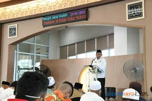 Menparekraf RI dan Gubernur Kepri Shalat Jumat di Masjid Jabal Arafah Batam
