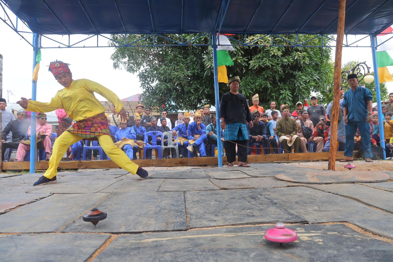 Lomba Gasing jadi Pembuka Penyengat Heritage Fest 2025