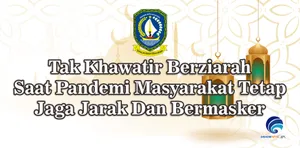 Tak Khawatir Berziarah Saat Pandemi - Masyarakat Tetap Jaga Jarak Dan Bermasker
