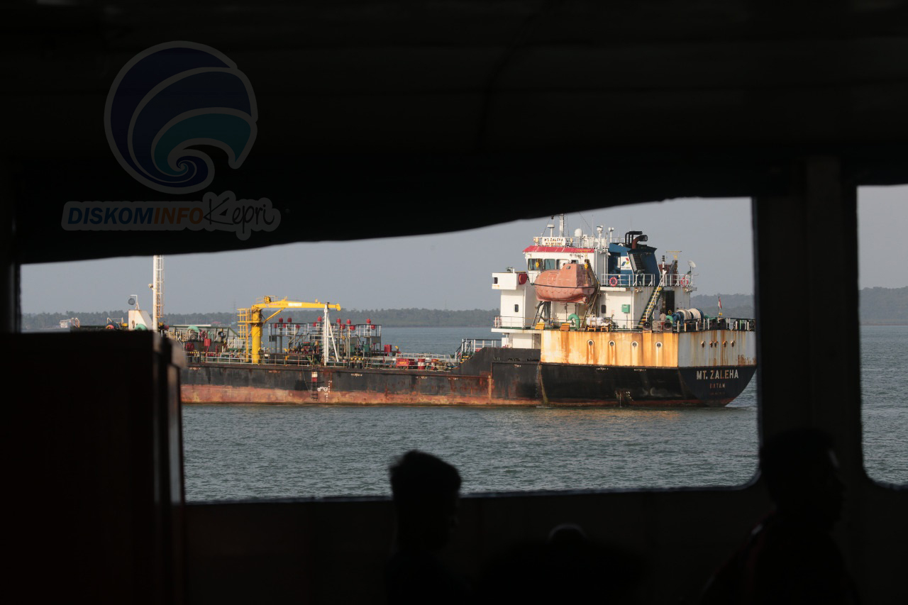Menkopolhukam Setujui Pemprov Kepri Tarik Pungutan Labuh Jangkar 0-12 Mil