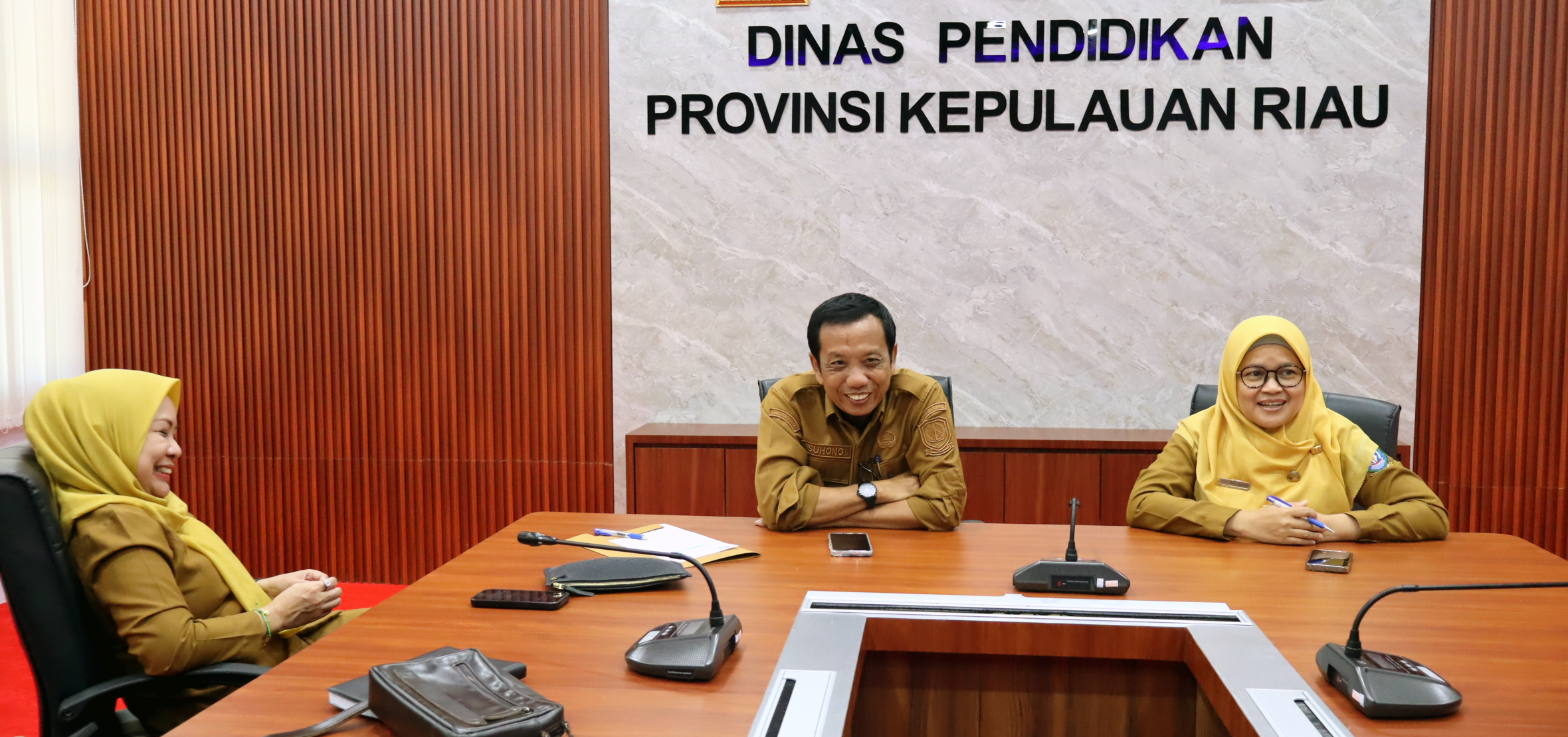 Disdik Kepri Gelar Rapat Pembahasan Remunerasi BLUD SMK