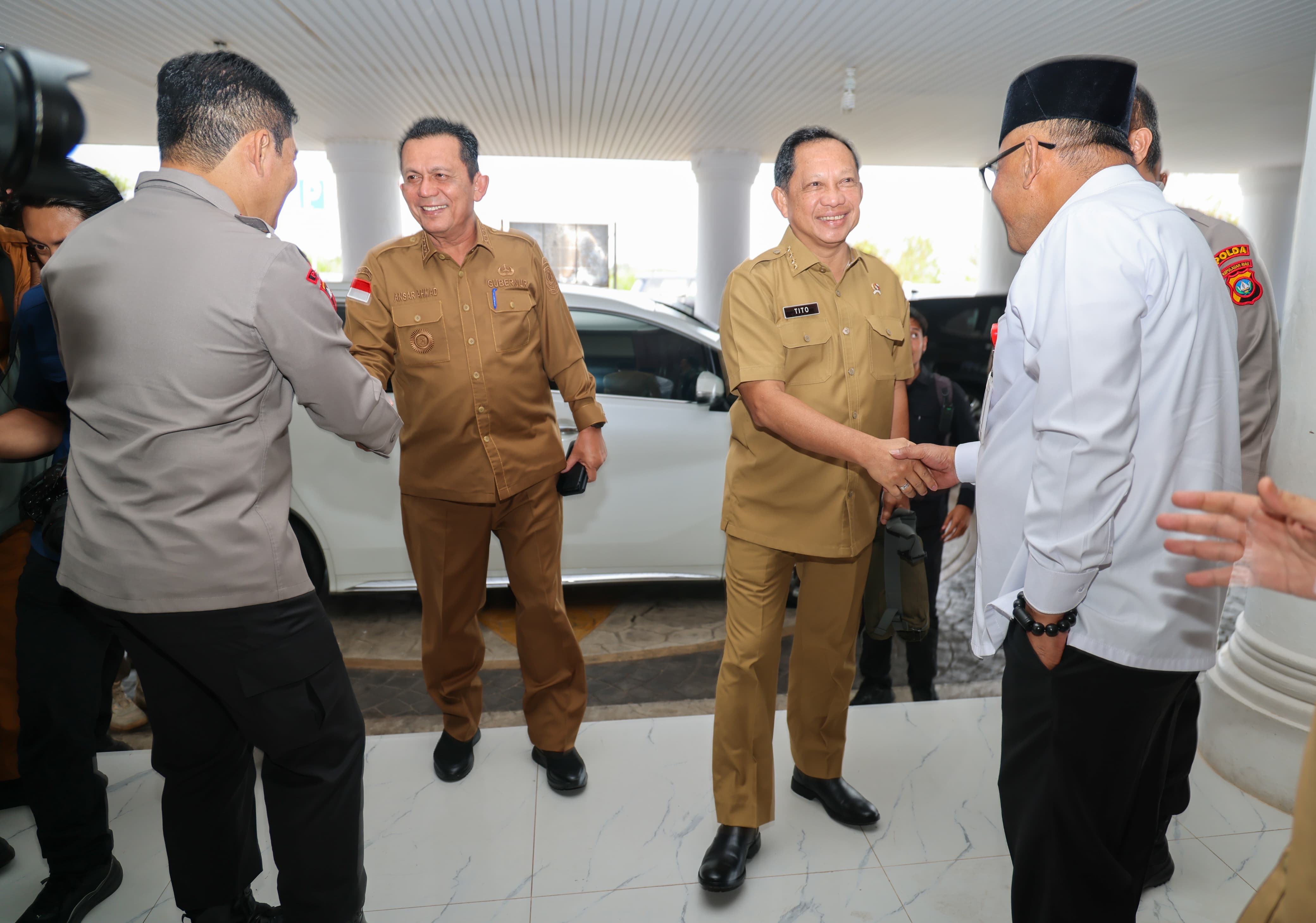 Rakor Inflasi Dipimpin Mendagri dari Dompak, Inflasi Kepri Terkendali dan Pertumbuhan Ekonomi Tembus 7,89 Persen