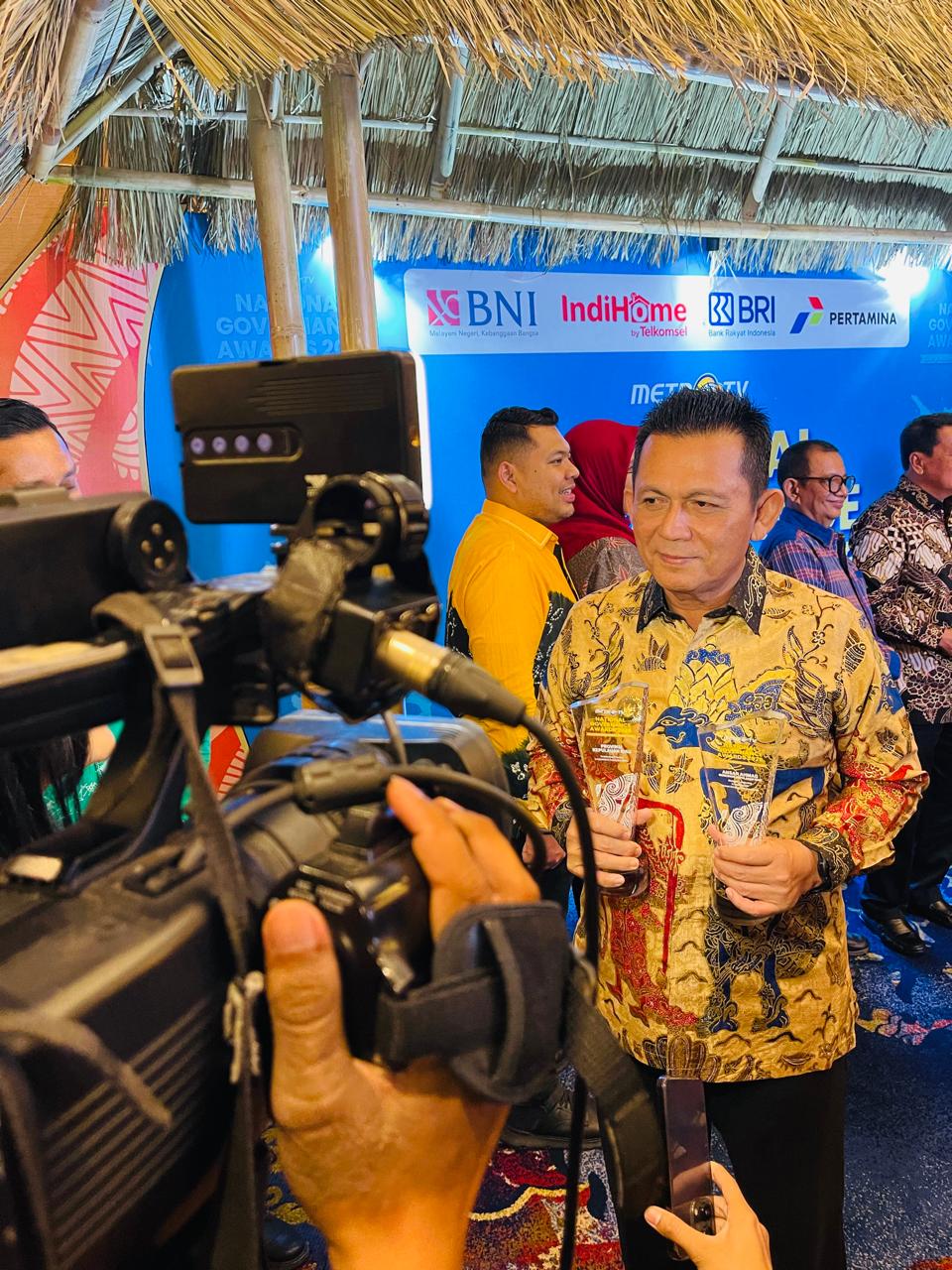Gubernur Ansar Sabet Dua Penghargaan Nasional Bergengsi, Kepri Ukir Standar Baru Pembangunan Kepulauan