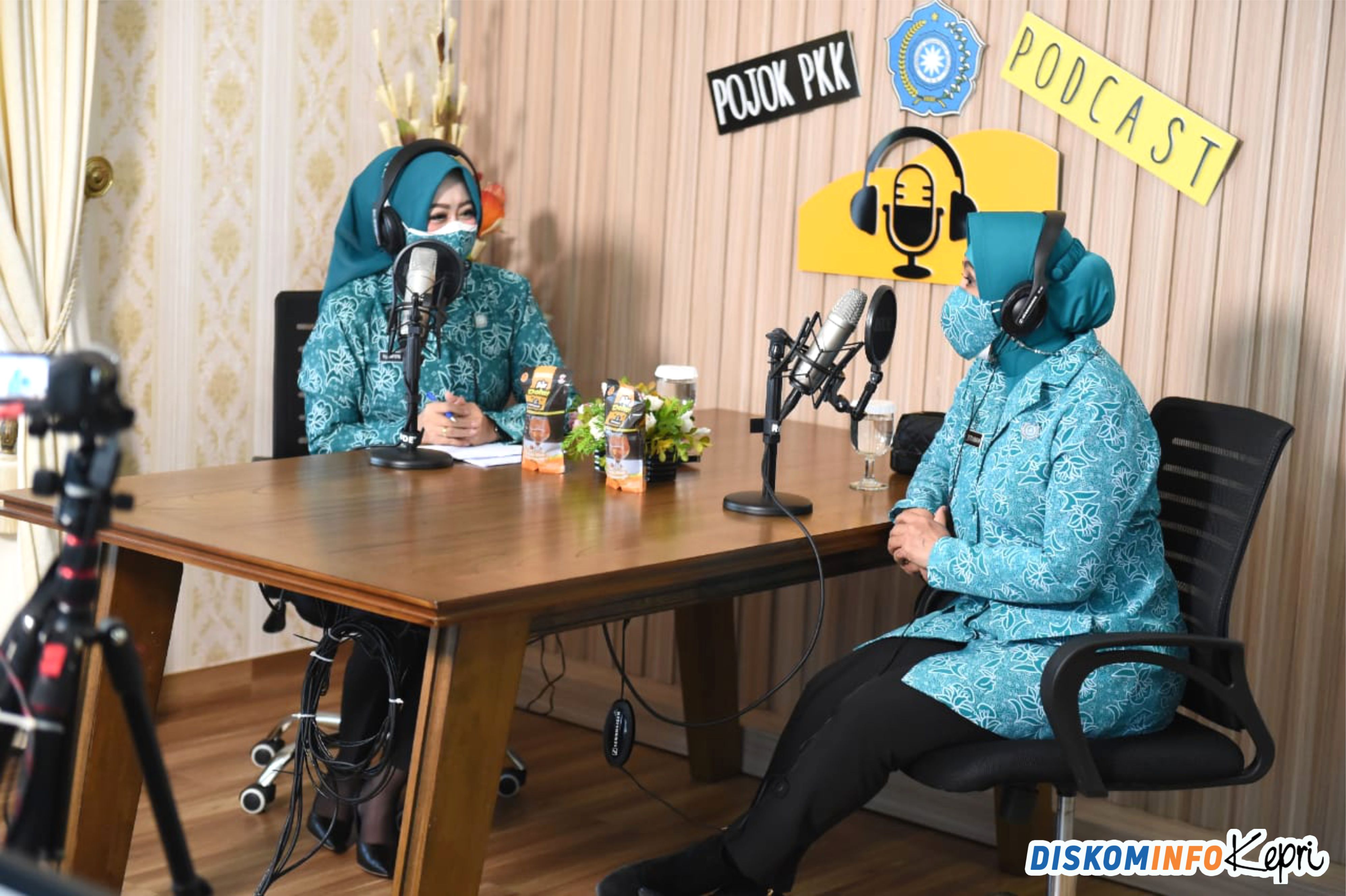Ketua Umum TP-PKK Pusat Tri Tito Karnavian Jadi Bintang Tamu Edisi Spesial Podcast Pojok PKK Kepri