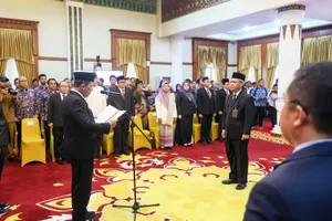 Gubernur Ansar Kukuhkan Hisyam Wahyudi sebagai Kepala Perwakilan BPKP Provinsi Kepri