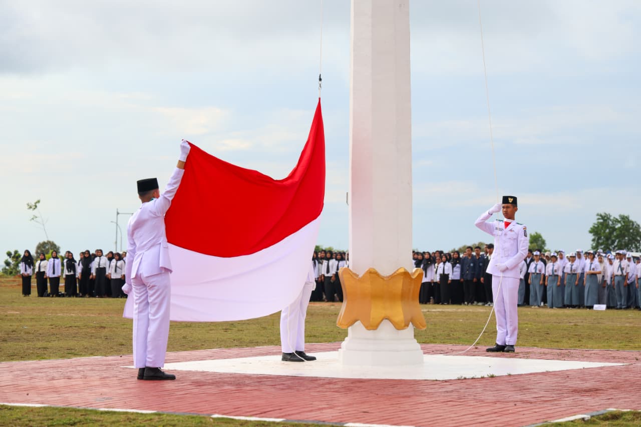 Peringati Hari Pahlawan, Pemprov Kepri Serahkan SK 1.499 PPPK Paruh Waktu
