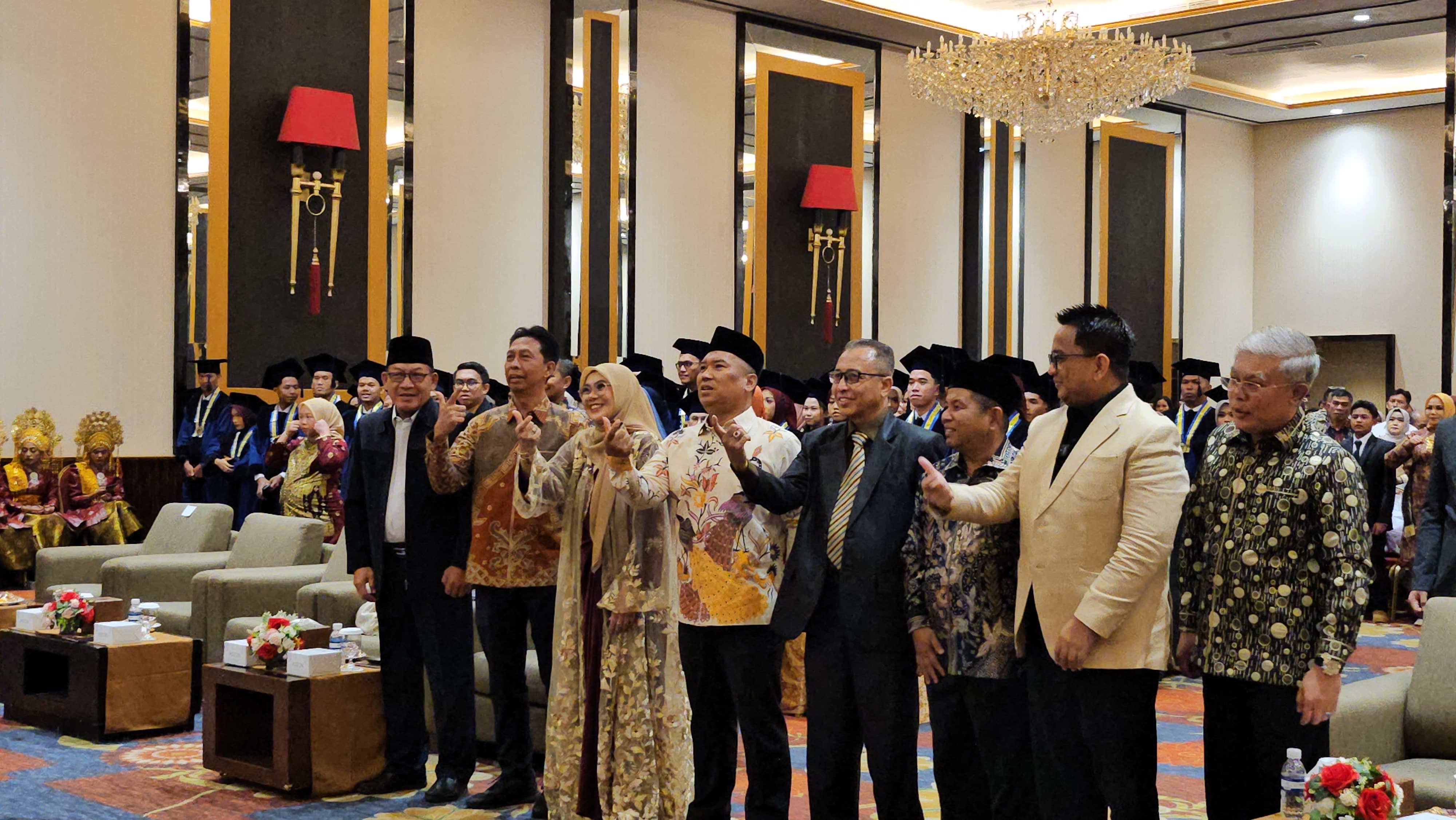 Wagub Nyanyang Hadiri Wisuda ke-14 STTI Tanjungpinang, Tekankan Peran Lulusan Hadapi Era Society 5.0