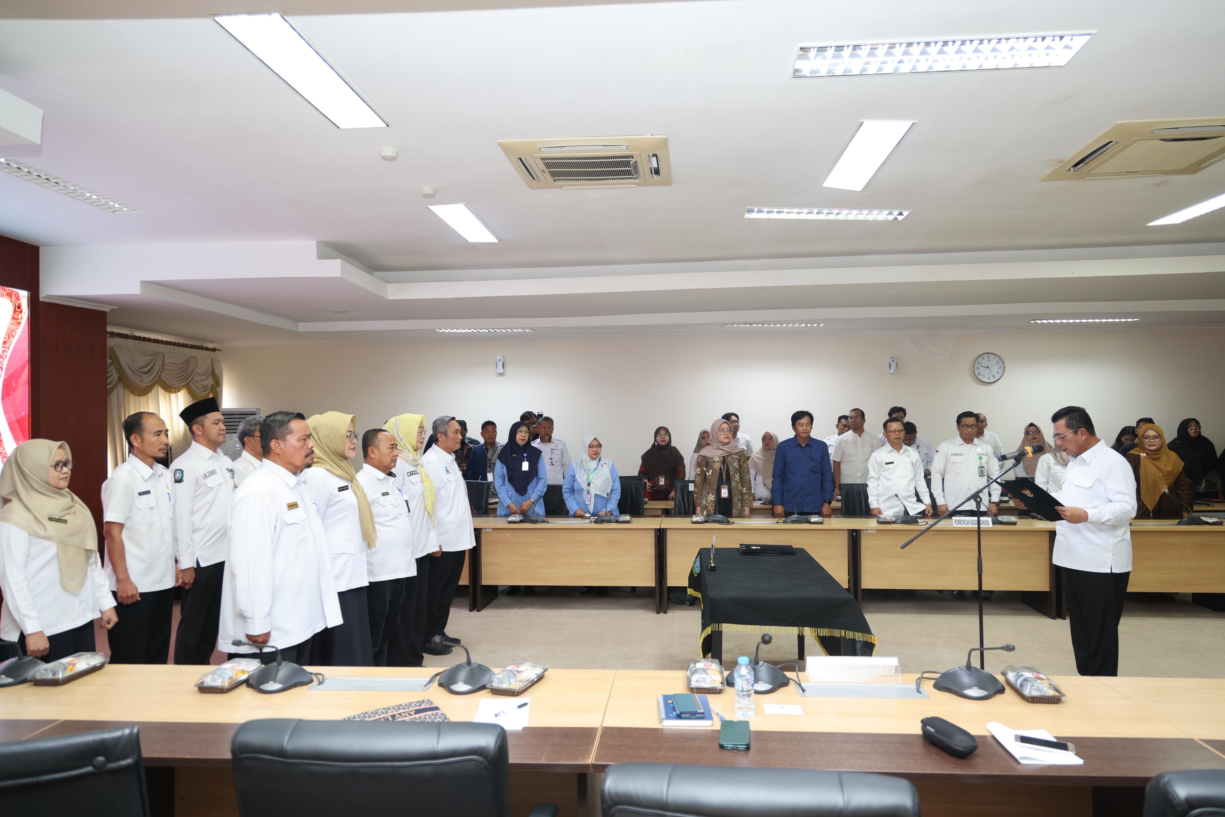 Gubernur Ansar Teken Nota Kesepakatan Penguatan Penggunaan Bahasa Indonesia di Kepri