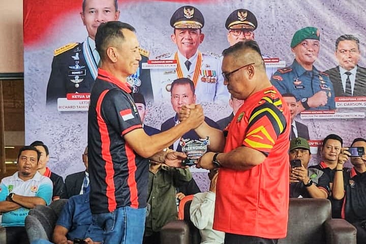 Wagub Kepri Nyanyang Haris Pratamura Buka Kejurda Taekwondo Perdana di Kepri