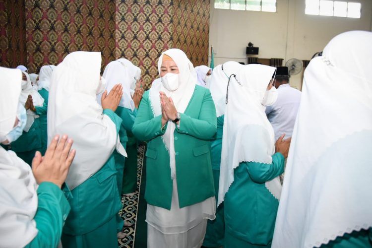 Wagub Marlin Beri Motivasi Para Perempuan NU di Tanjungpinang
