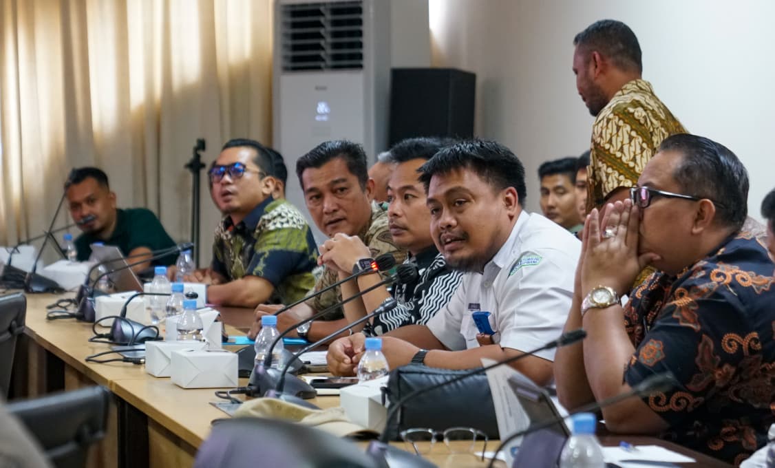 Sekda Kepri Pimpin Rapat Persiapan HUT 80 Kemerdekaan RI