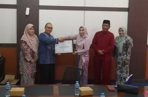 Penghargaan Gubernur Kepulauan Riau diberikan kepada Dinas Kesehatan Kabupaten Bintan dalam Keaktifan pelaporan SELENA Kabupaten/Kota Terbaik se Provinsi Kepulauan Riau Tahun 2024